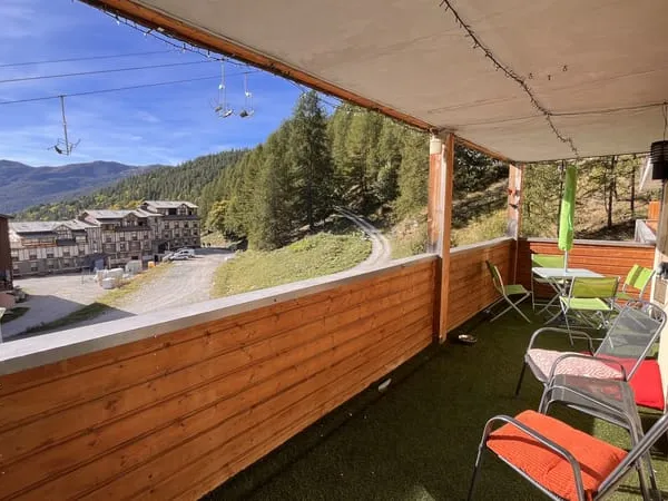 Grand T3/4 avec vue dégagée.