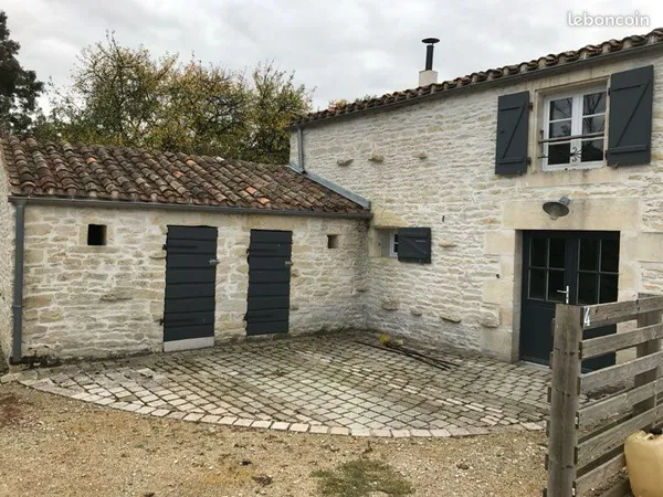 Location Saint hilaire la palud