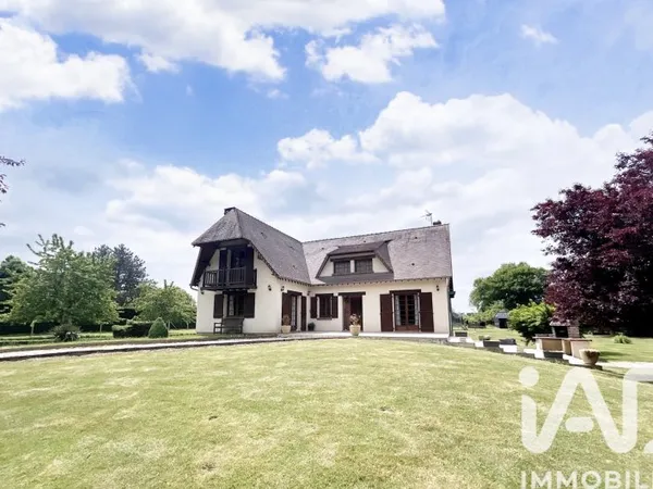Maison 8 pièces 210 m²