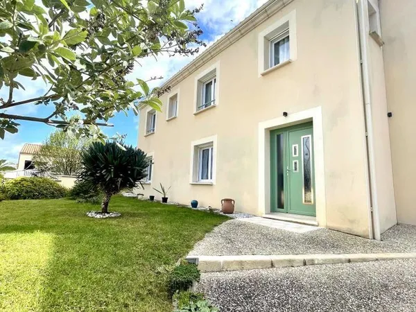 Maison 4 pièces 177 m²