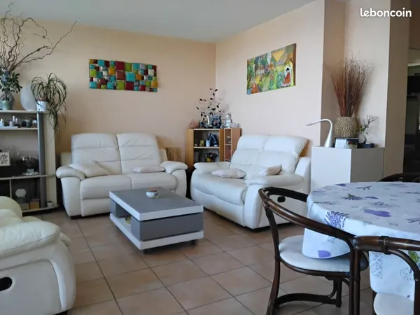 Appartement T3 71M2 vue panoramique Orientation Est Ouest