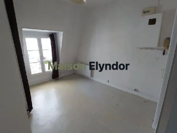 Studio 1 pièce 10 m²