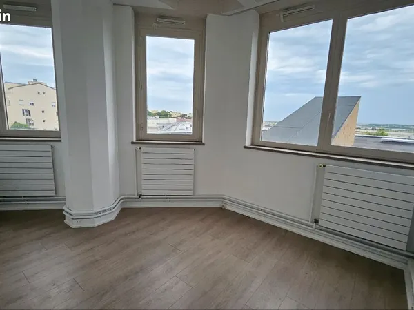 Loue bureau dans un espace partagé