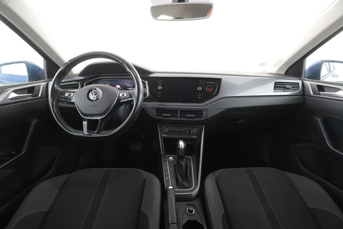 Volkswagen Polo 1.6 TDI R-Line DSG7 — photo 11
