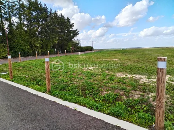Terrain 653 m²