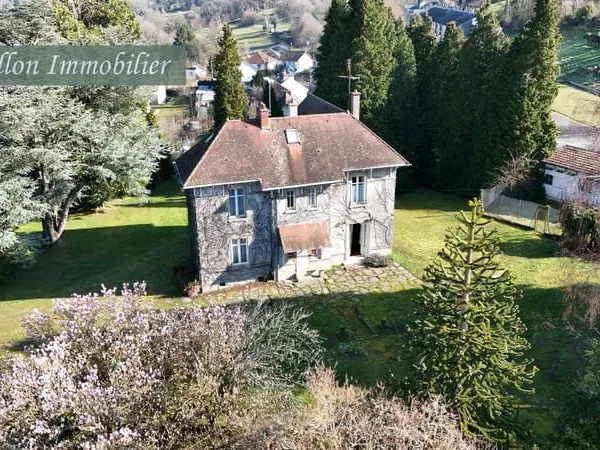 Maison bourgeoise indépendante de 1928, 3 chambres + combles