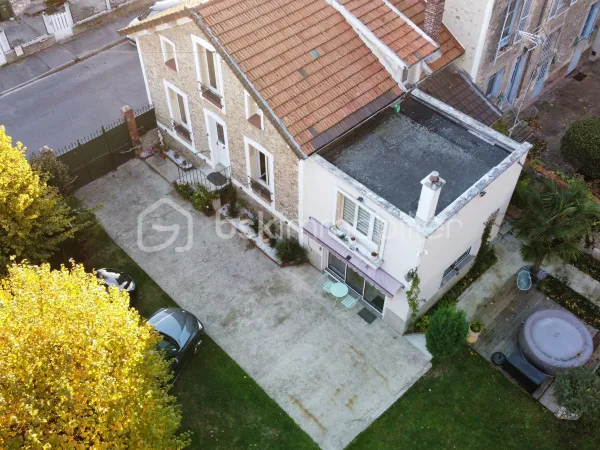 Maison 9 pièces 145 m²