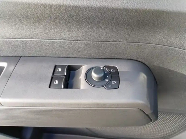 Ford Transit Courier fourgonnette 1.0 ecoboost 125ch cabine approfondie trend dct7 — photo 6