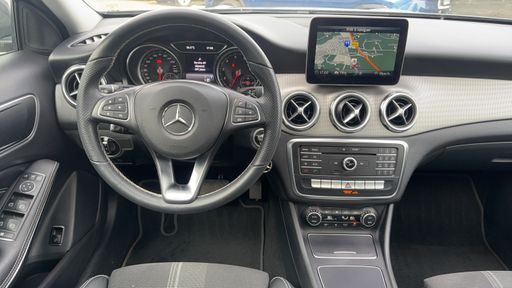 Mercedes Classe GLA 180 122 7G-DCT - Sensation – 2019 – 25317 km – Essence – Boîte Automatique — photo 27