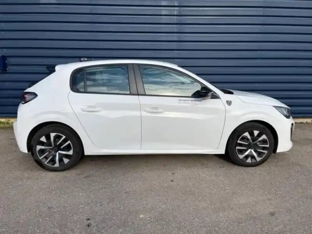 Peugeot 208 1.2 100ch s&amp;s style — photo 3