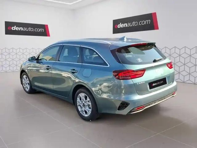Kia Ceed sw 1.5 t-gdi 140 ch dct7 — photo 3
