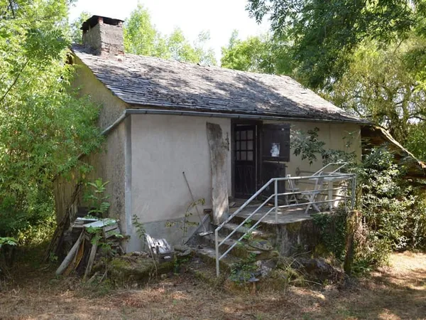 Maison de caractère situé dans un hameau calme et isolé