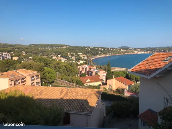 Studio meublé longue durée Bandol