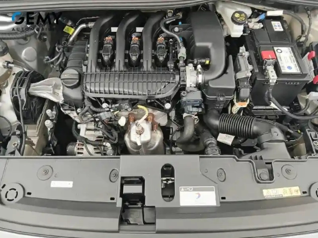 Peugeot 208 puretech 75 s&amp;s bvm5 — photo 28