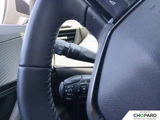 Peugeot 2008 electrique 136 ch — photo 18