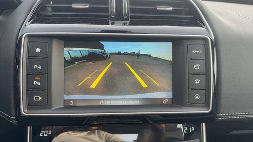 Jaguar XE 3.0 SC V6 340 BVA - S – 2016 – 62831 km – Essence – Boîte Automatique — photo 31