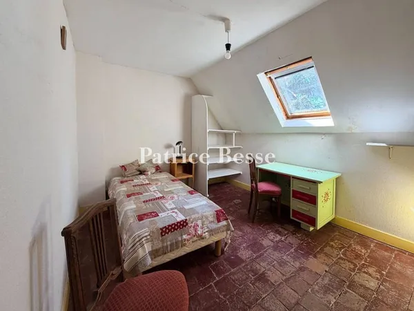 Maison 10 pièces 750 m²