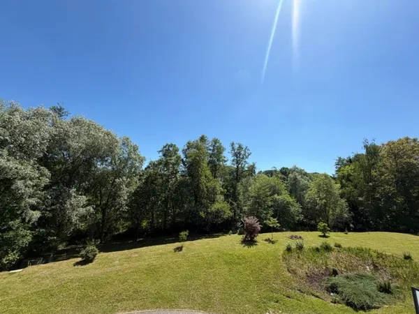 Duplex d'exception aux portes de la Suisse  Terrasse, jardin, vue forêt  Hagenthal-le-Bas