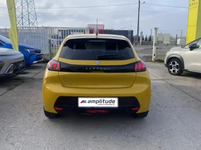 Peugeot 208 1.2 puretech 100ch s&amp;s allure pack — photo 6