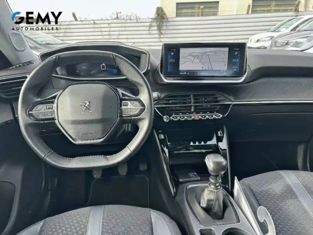 Peugeot 2008 puretech 100 s&amp;s bvm6 — photo 33