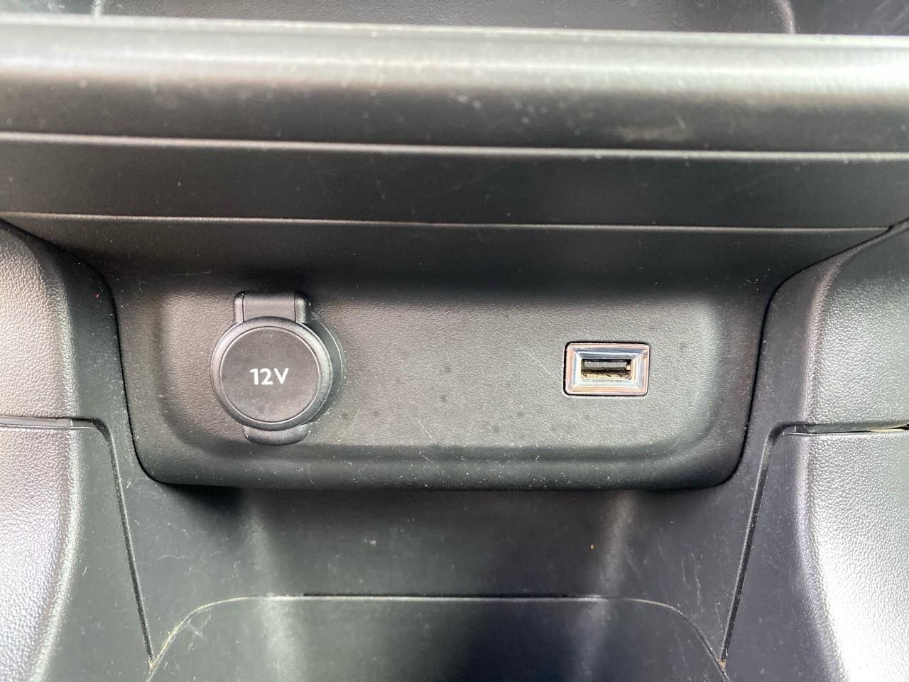 Citroën C3 1.2 puretech 83ch s&s c-series 123g — photo 21