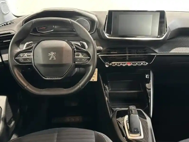 Peugeot 2008 1.2 130 s&amp;s active eat8 carplay radar — photo 8