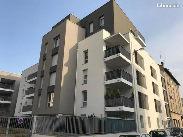 Studio Villeurbanne 31m2 avec parking libre 11novembre