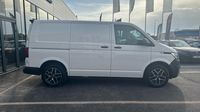 Volkswagen Transporter 2.8T L1H1 2.0 TDI 150ch Business DSG7 — photo 4