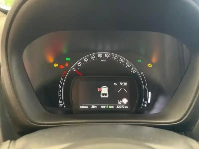 Toyota Aygo X 1.0 vvt-i 72ch dynamic my23 — photo 13