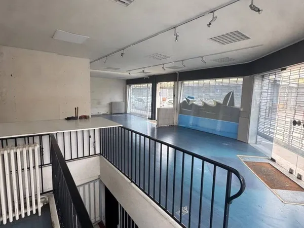 Boutique 115 m²