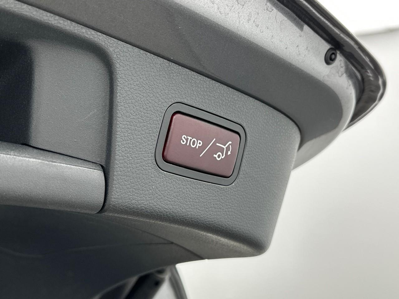 Mercedes Gla 180 sensation 7-g dct a — photo 36
