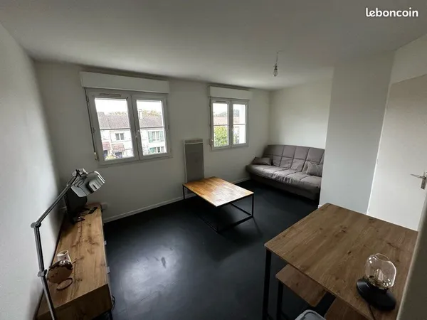 👉 Studio meublé clé en main avec parking - 23m² - Résidence calme OSNY