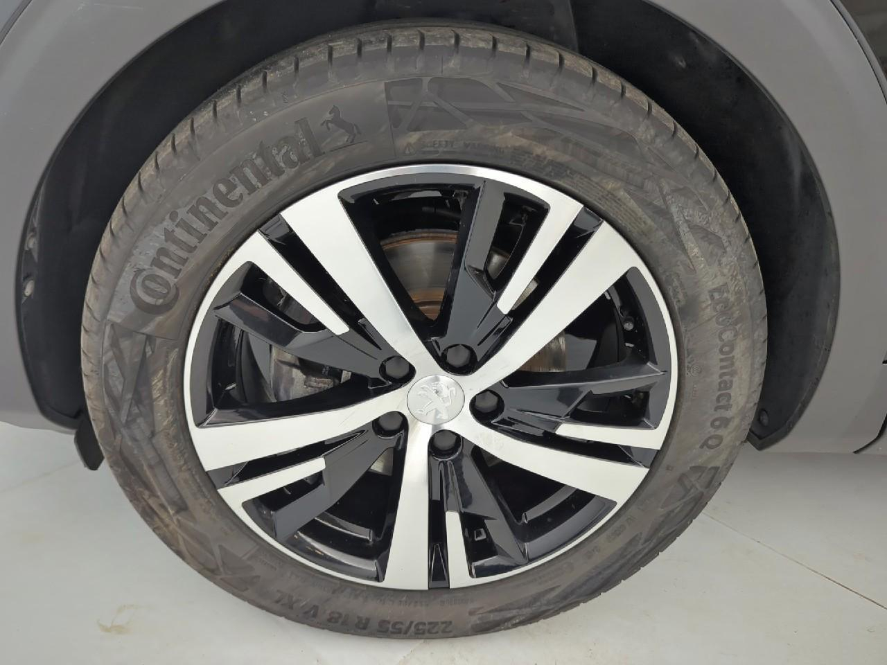 Peugeot 5008 puretech 180ch s&s eat8 gt — photo 11