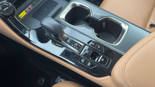 Lexus NX 450h+ 2.5 VVT-i 309 Plug in Hybrid CVT - Executive – 2022 – 73653 km – Hybride rechargeable – Boîte Automatique — photo 14