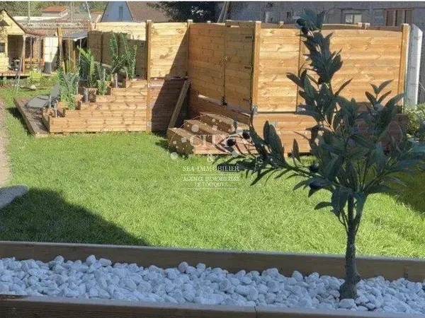 Maison 8 pièces 226 m²