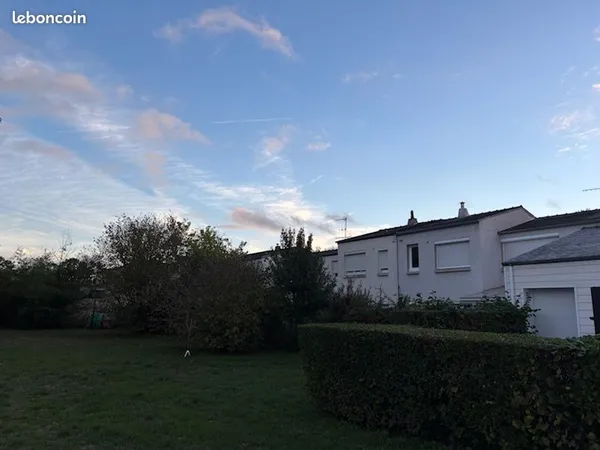 Maison 5 pièces Sainte Luce sur Loire à louer