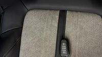 Peugeot 3008 HYBRID 225ch GT e-EAT8 — photo 16
