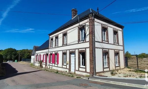 Maison 9 pièces 251 m²