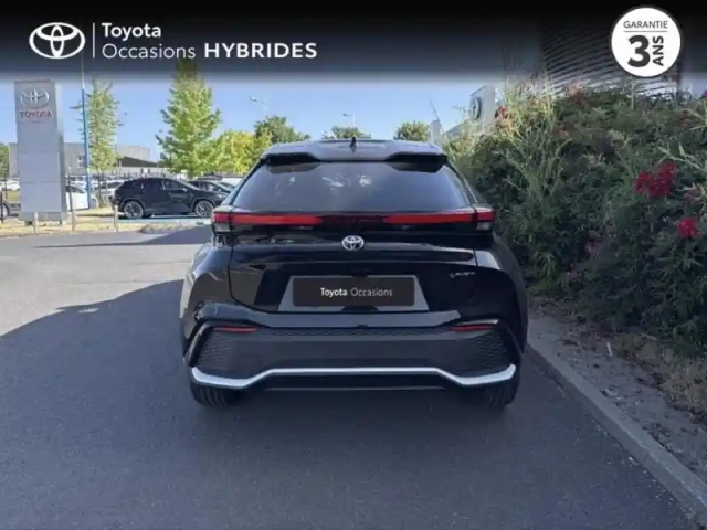 Toyota C-Hr 2.0 hybride rechargeable 225ch collection my26 — photo 4
