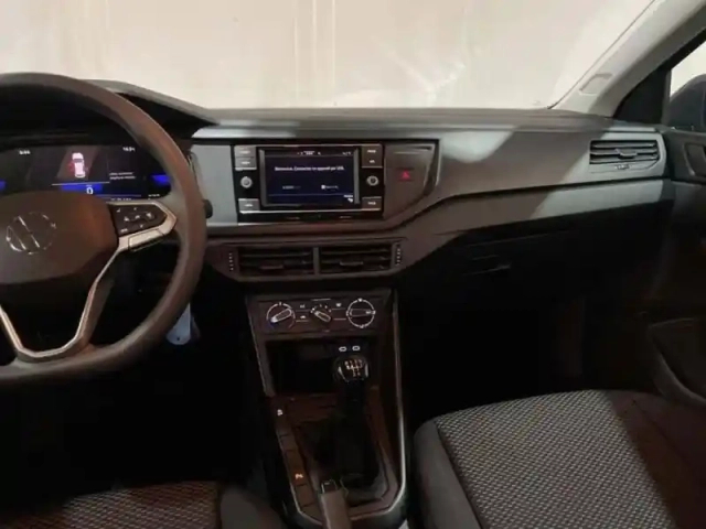 Volkswagen Polo 1.0 mpi 80 s&amp;s bvm5 — photo 10