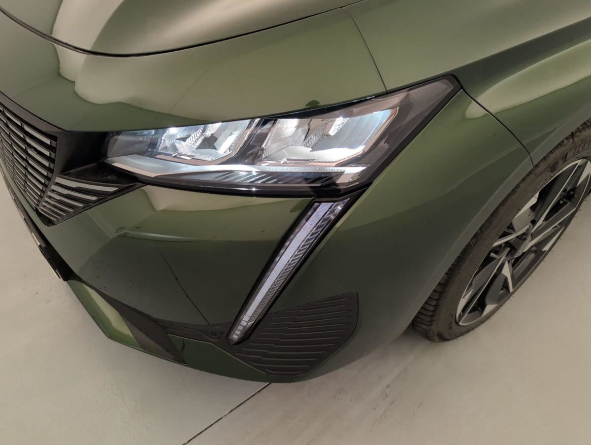 Peugeot 308 — photo 23