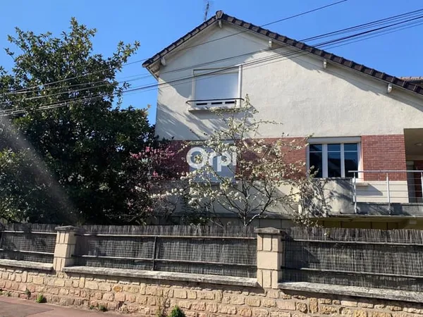 Maison 5 pièces 147 m²