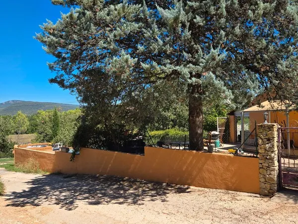 Maison individuelle en provence