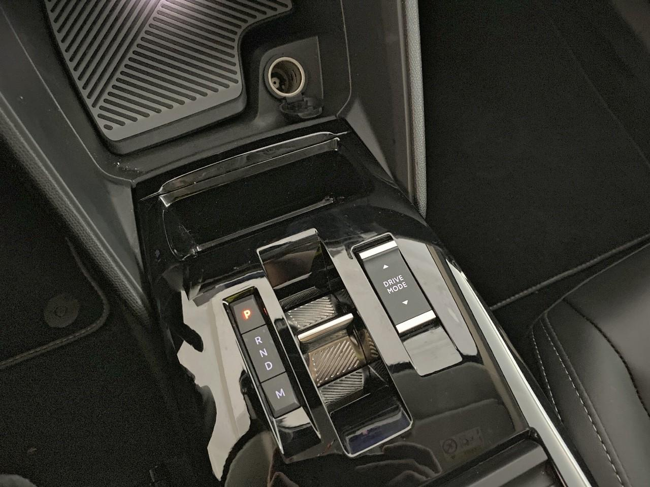 Citroën C4 hybride 145 ch e-dcs6 max — photo 15