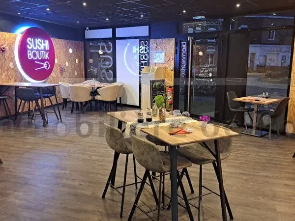 Local 77 m²