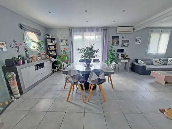 Maison 5 pièces 130 m²