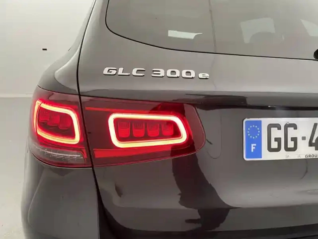 Mercedes Glc 300 e 9g-tronic 4matic — photo 2