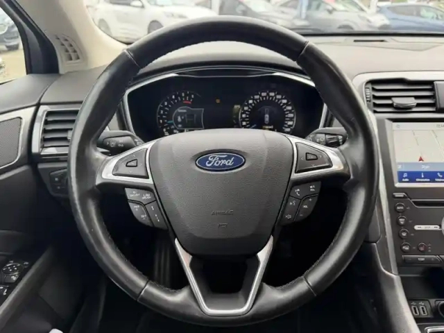 Ford Mondeo 2.0 ecoblue 150ch titanium business bva 5p — photo 15
