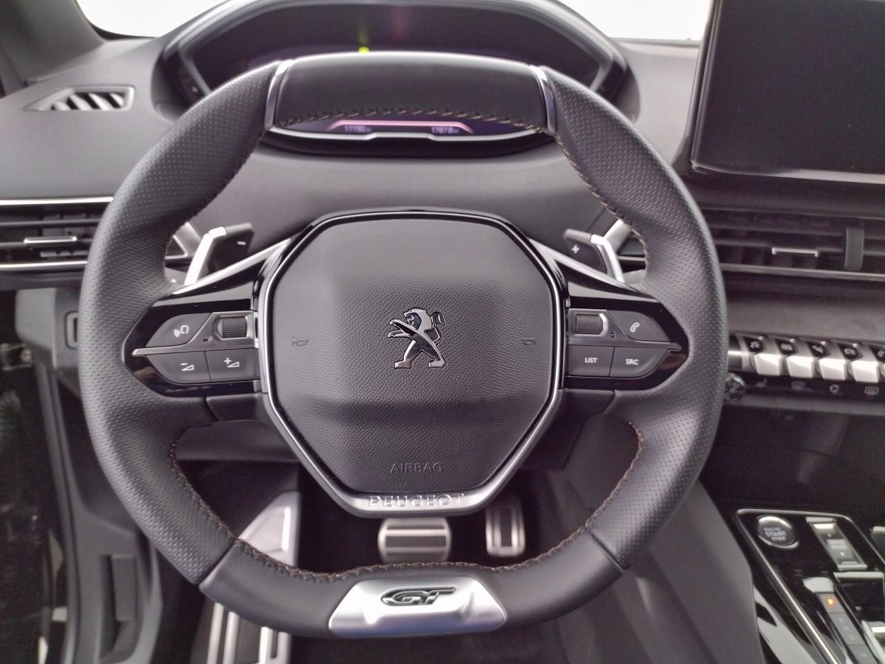 Peugeot 3008 puretech 130ch s&s eat8 gt — photo 19