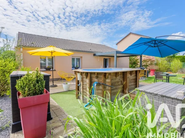 Vends maison traditionnelle - 88 m² - 4 pièces, 3 chambres - Boulange 57655